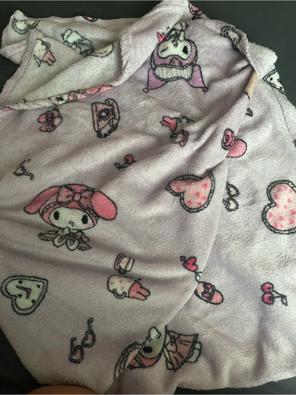 Sold vinted 40 x 50 hello kitty and friends purple throw blanket